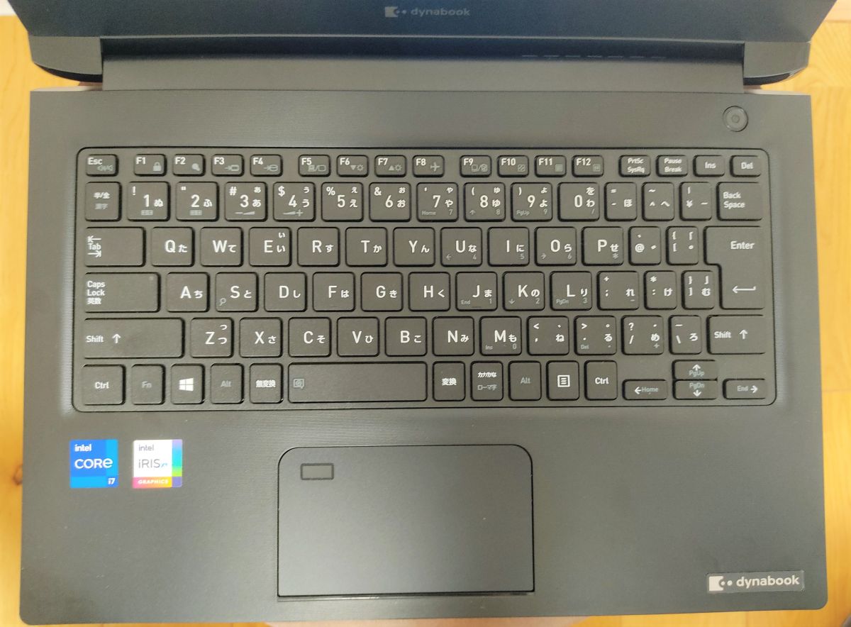 dynabook SZ（SZ/LP）の実機レビュー ー 13.3インチのスタンダードな