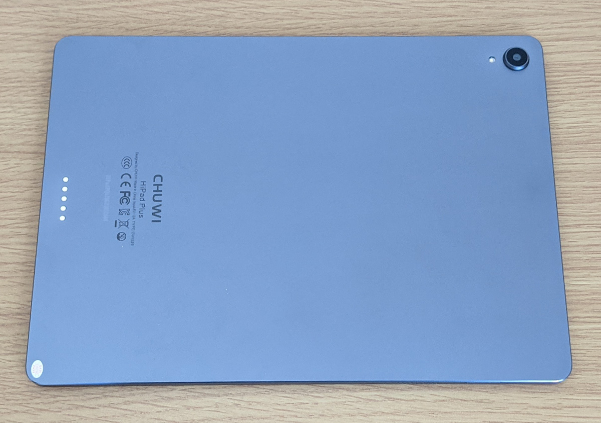 CHUWI HiPad Plusの実機レビュー － クラスを超えた高い質感