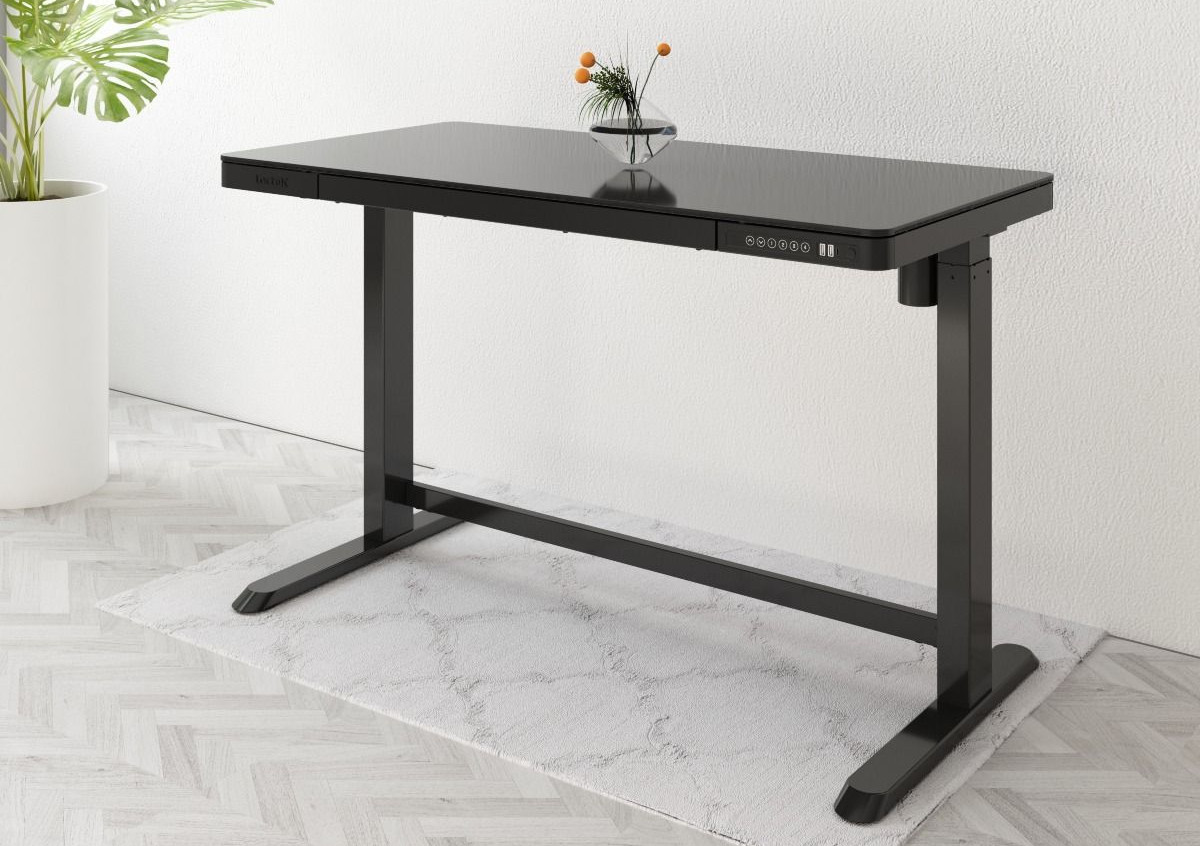 ガラス天板の電動昇降デスク、FLEXISPOT「EG8」レビュー。高級感のある