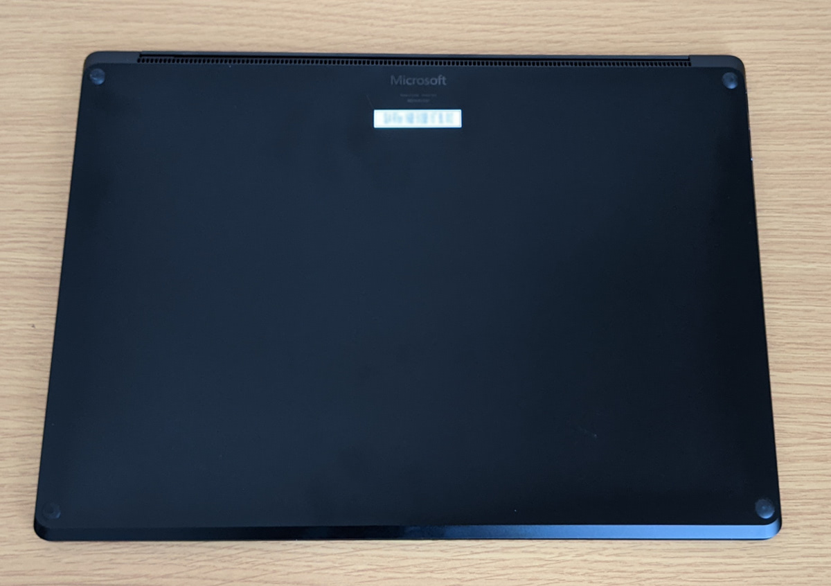 Microsoft Surface Laptop 4（15インチ）の実機レビュー － 美しい筐体