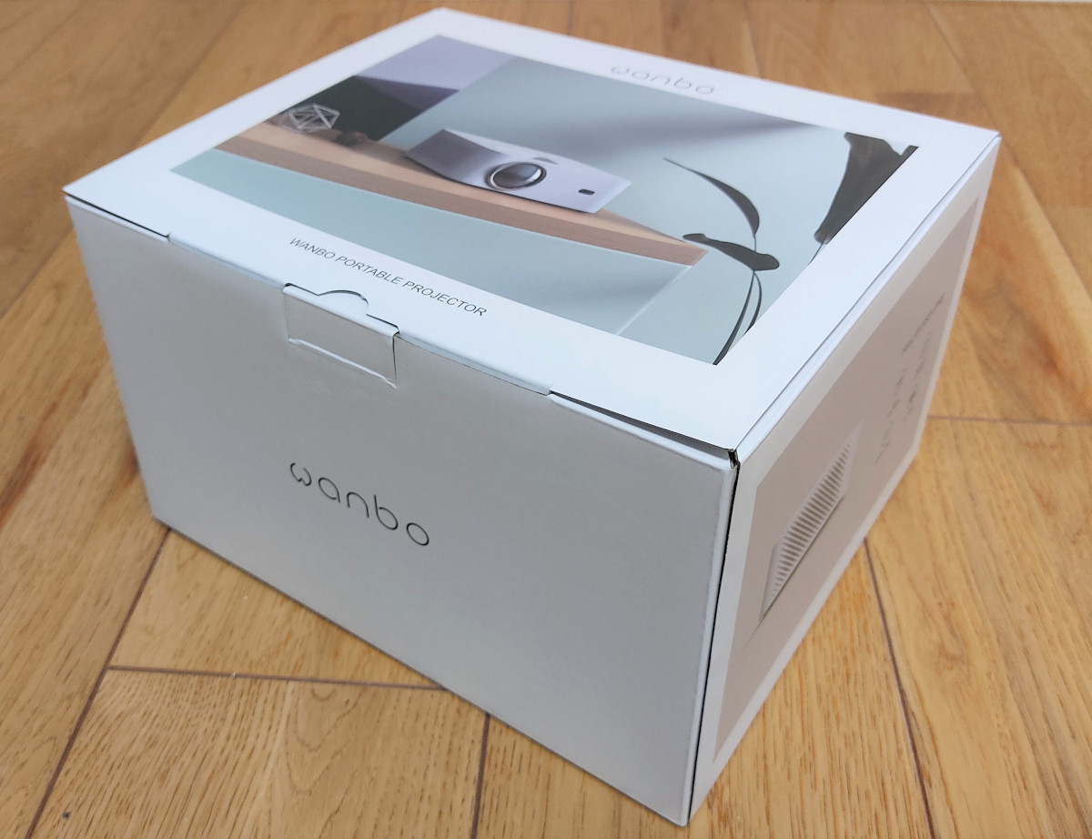 Wanbo X1の実機レビュー － 低価格ながら憧れの大画面を満喫できる