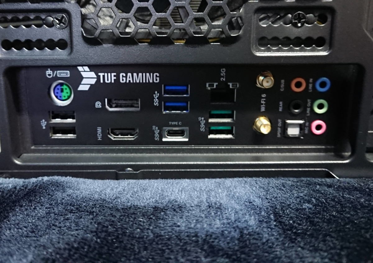 PCを自作しよう！（その5）－ CPUクーラー、電源を取り付けてパソコン