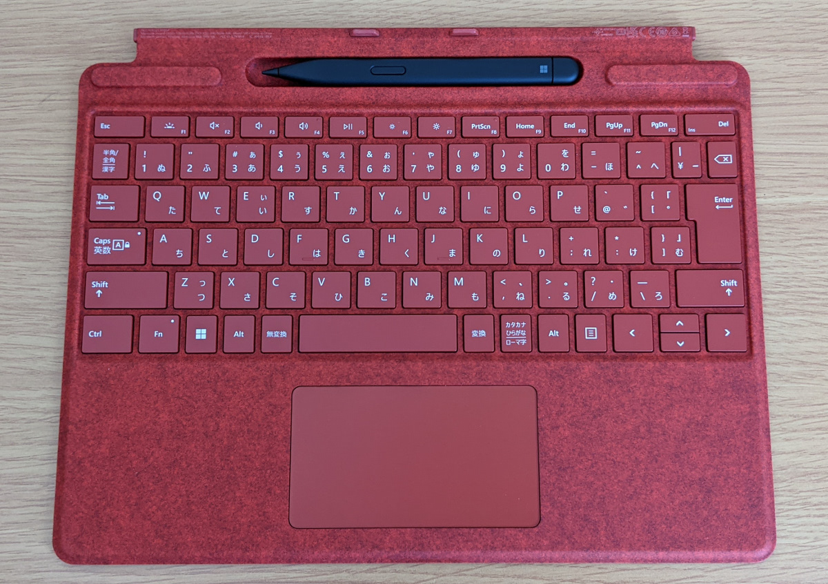 Microsoft Surface Pro 8の実機レビュー － ディスプレイサイズが