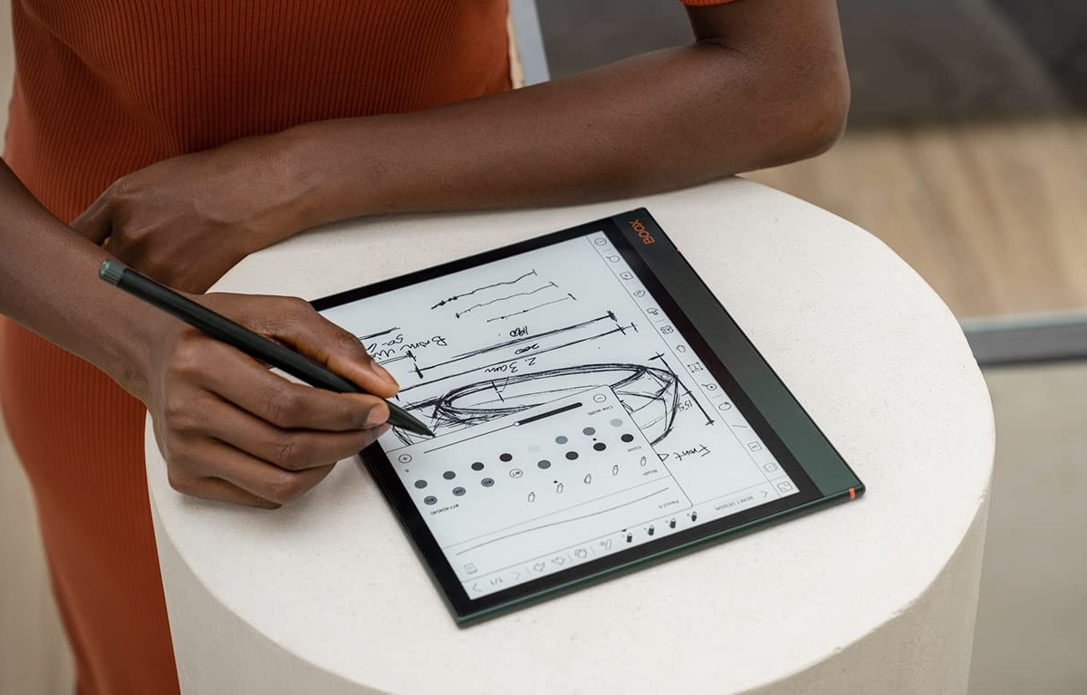 BOOX Note Air2 Plus － 10.3インチのE-Ink搭載Androidタブレット