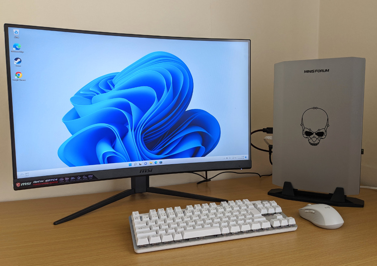 Minisforum NUCXI7 / 32GBメモリ付き Amazon.com: MINISFORUM NUCXI7 Mini PC Intel 11th Gen Core i7