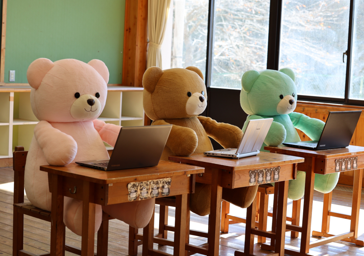 くま様 オーダーパソコン R∞PC「はぐクマ」－ パソコンがクマの中に 