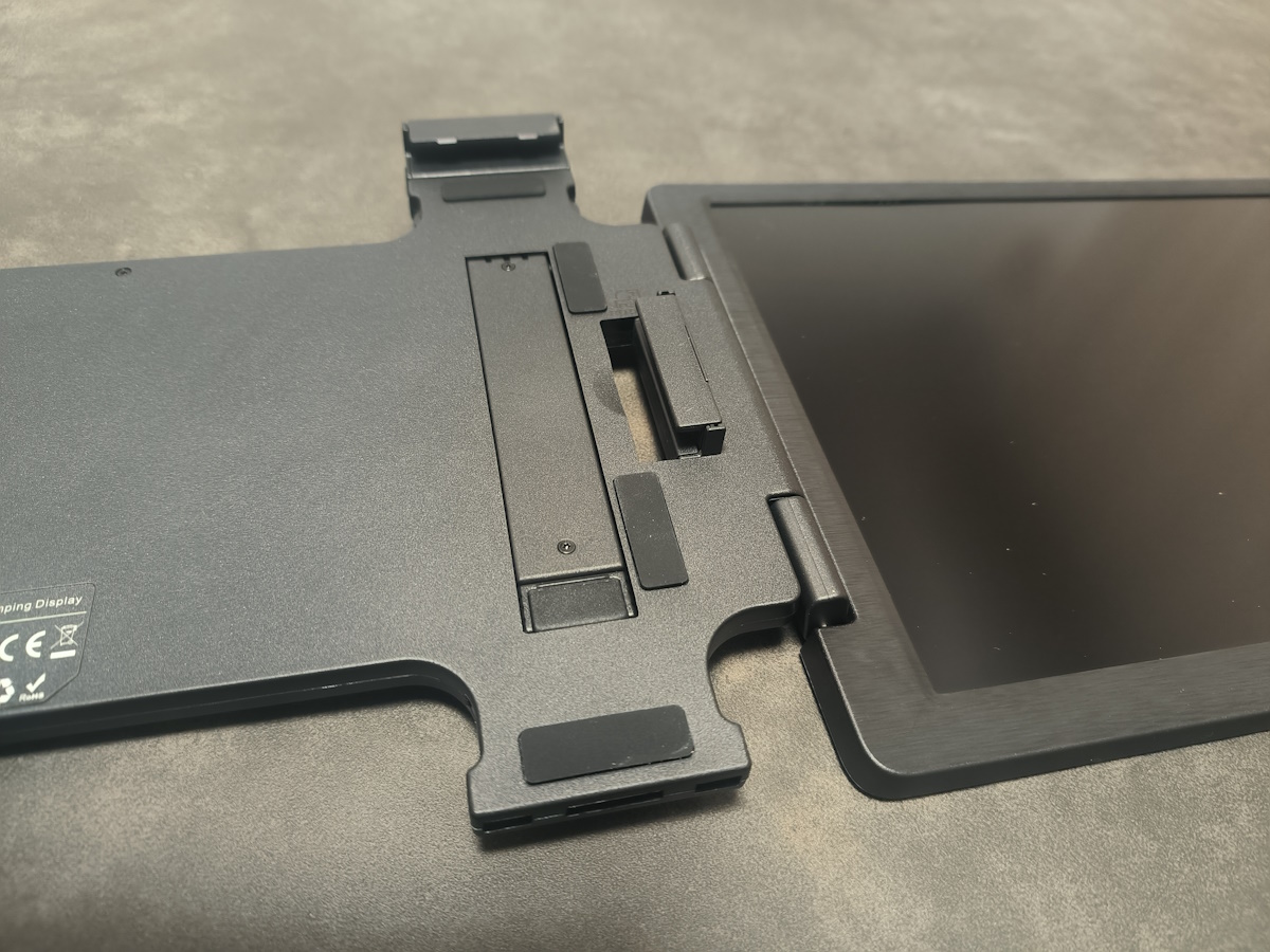 CrowView 14インチ ノートパソコン用モバイルモニター 実機レビュー