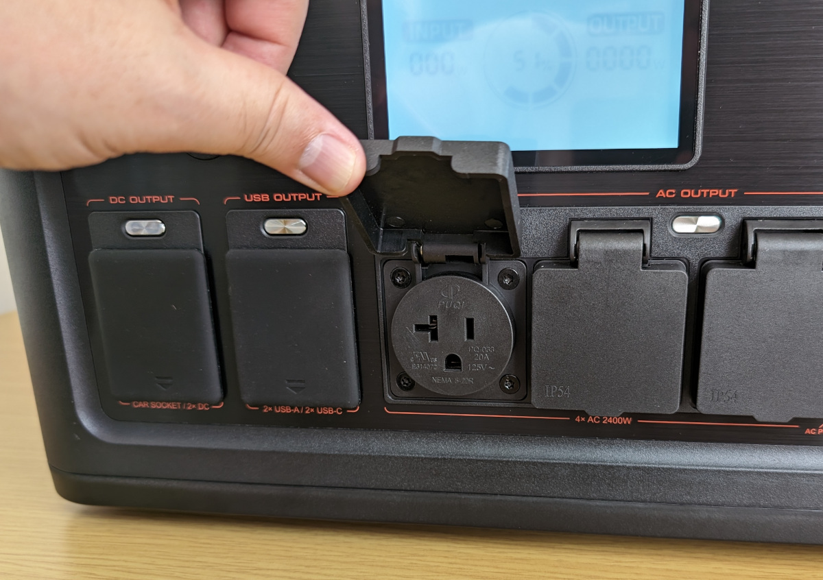 EBL H2400 ポータブル電源 レビュー － 定格出力2,400Wで