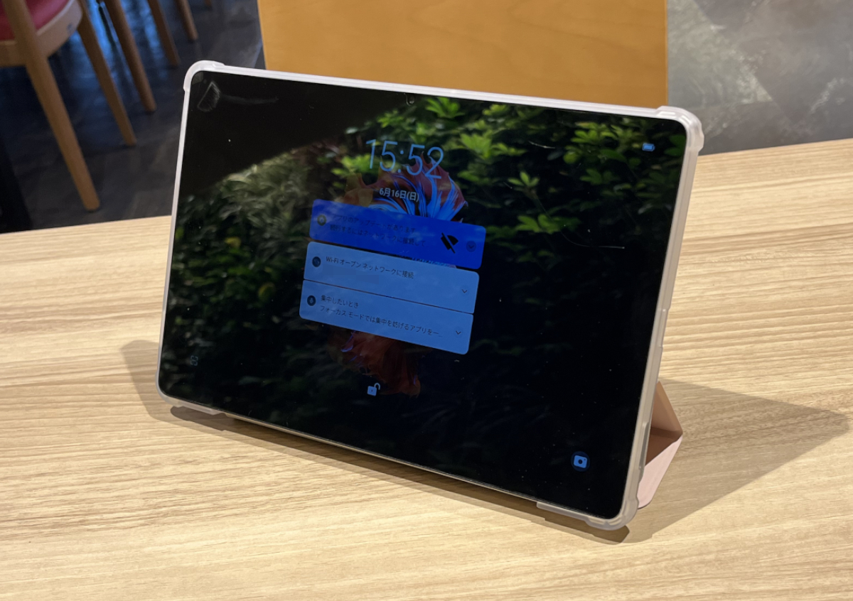 Blackview Tab9WiFi レビュー － 高品質なディスプレイ・スピーカーと