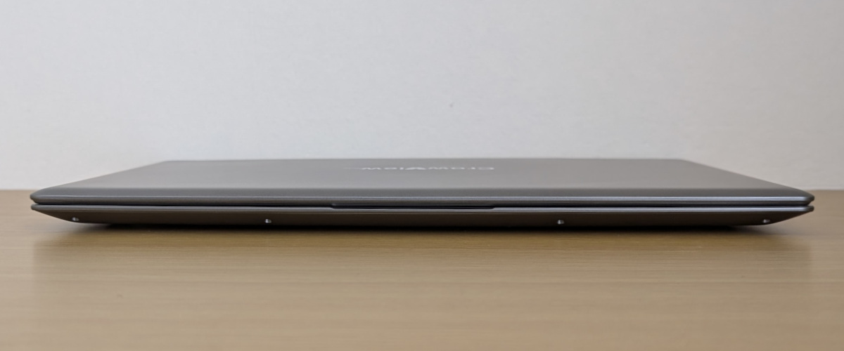 CrowView Note レビュー － キーボードが一体化した、まるでノートPCの