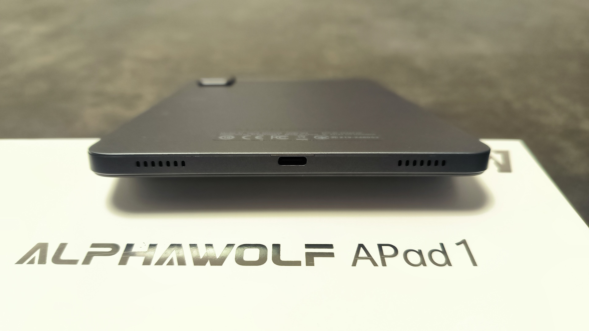 Alphawolf APad1 レビュー － Helio G99搭載の8.4インチAndroid 14