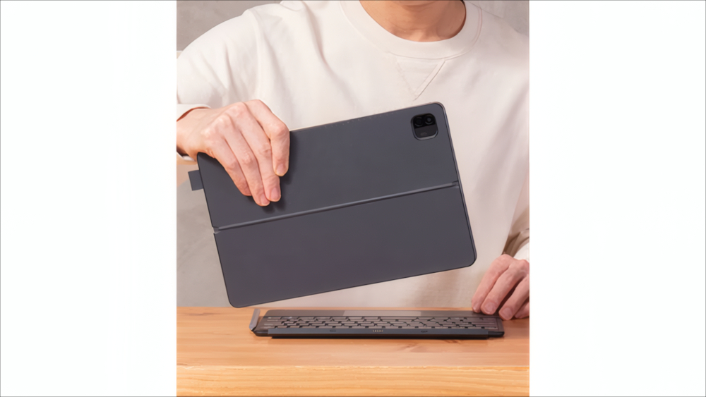 mouse M2-ICU01BK-A － 有機ELディスプレイ搭載、いまや希少な2-in-1