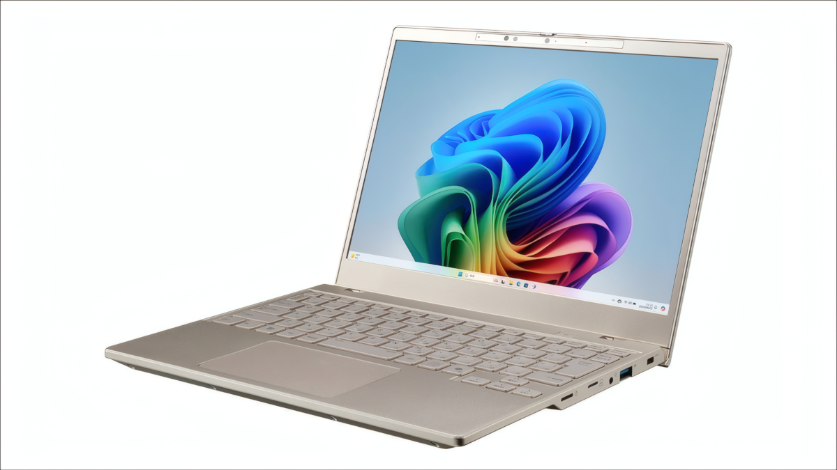 mouse X2 － 12.2インチで重さ1キロを切るコンパクトなモバイルノート
