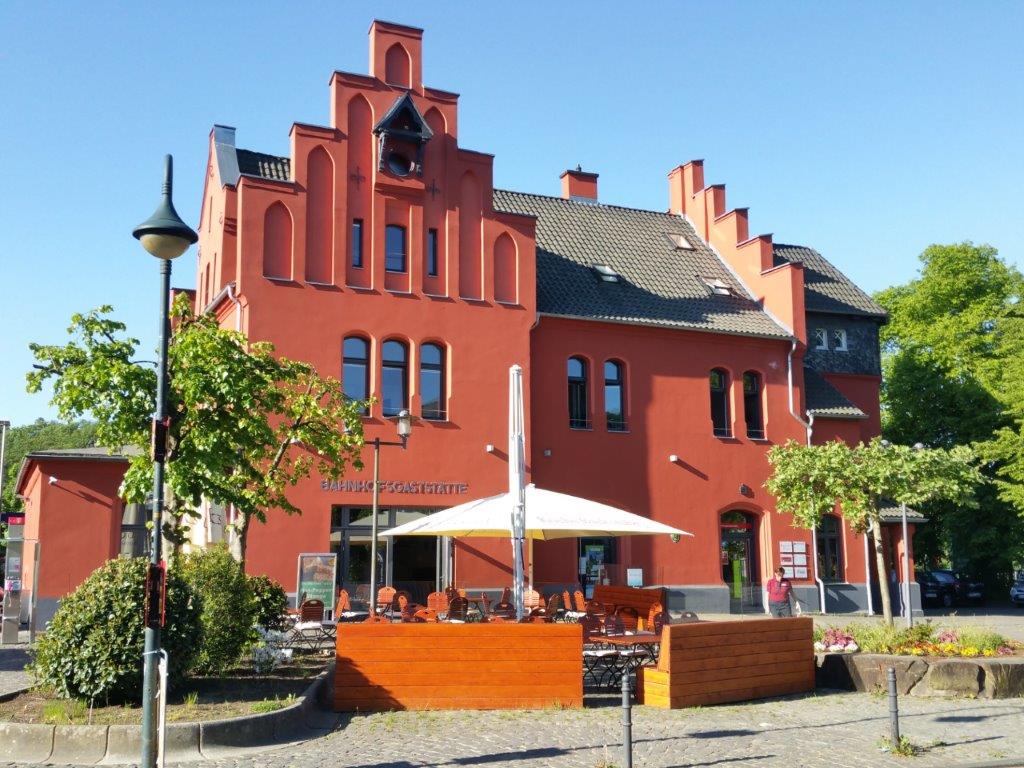 Älter als 1 jahr baden württemberg, neckar odenwald kreis, windeck. KaffeeZeit am Bahnhof Schladern - Windecker LÃ¤ndchen