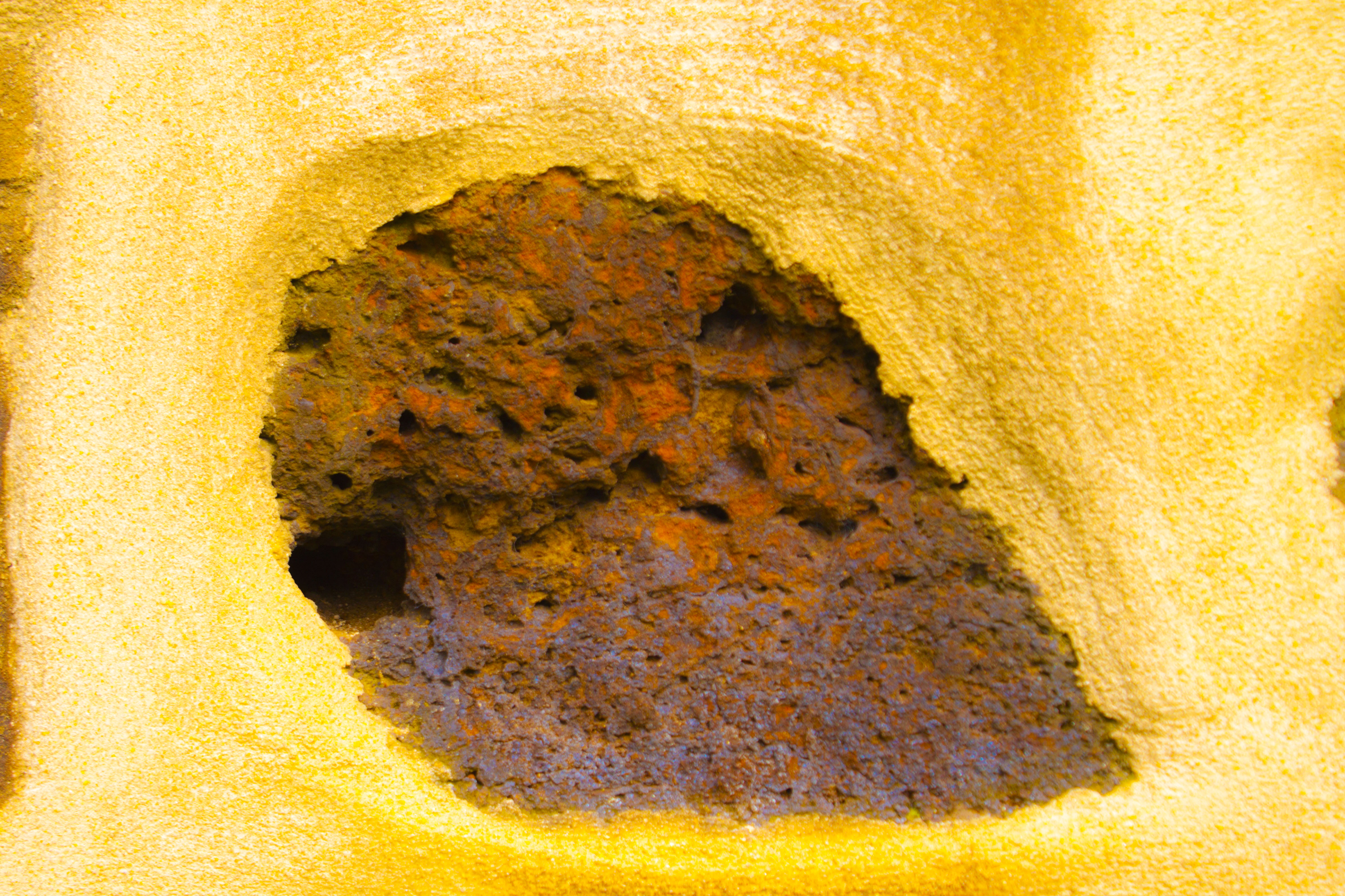 Turwand der St. Petrikirche in Großburgwedel (Detail)