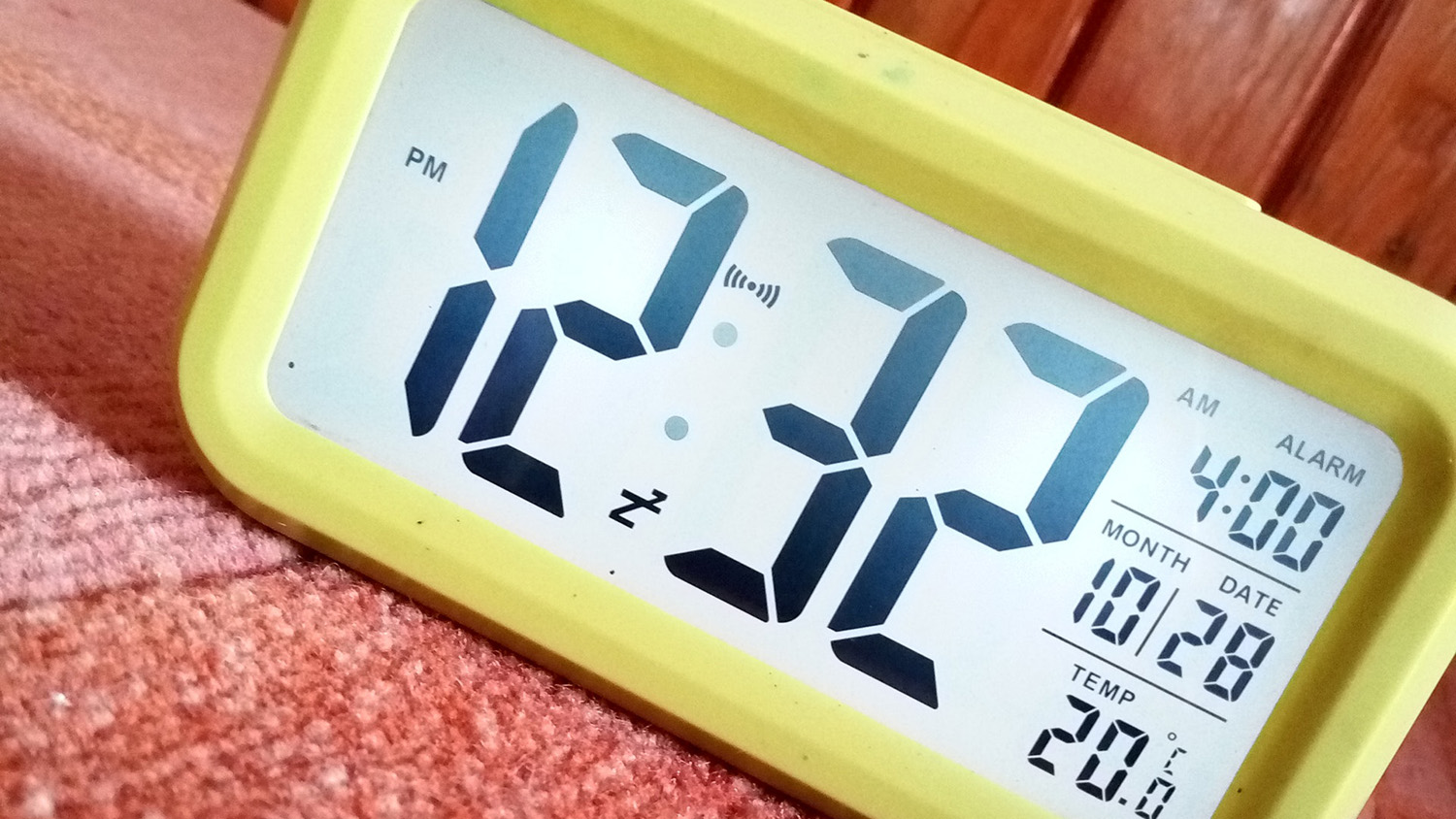 Windows Clock - Table Clock