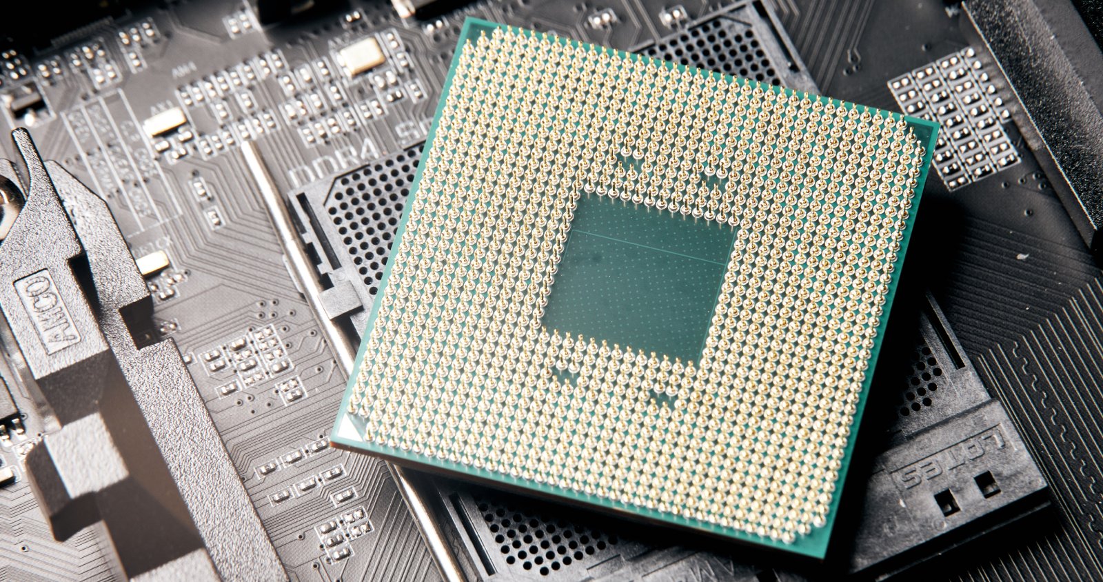 CPU