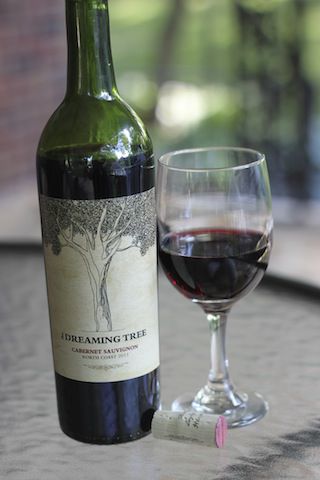 Dave Matthews Fans Can Drink His Wine The Award Winning The Dreaming Tree Daily News