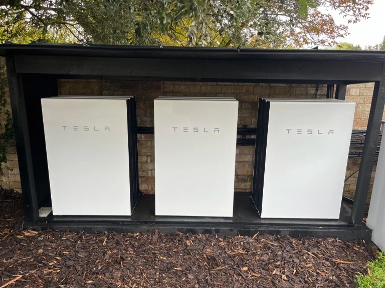 Uk government announces 0% vat on batteries