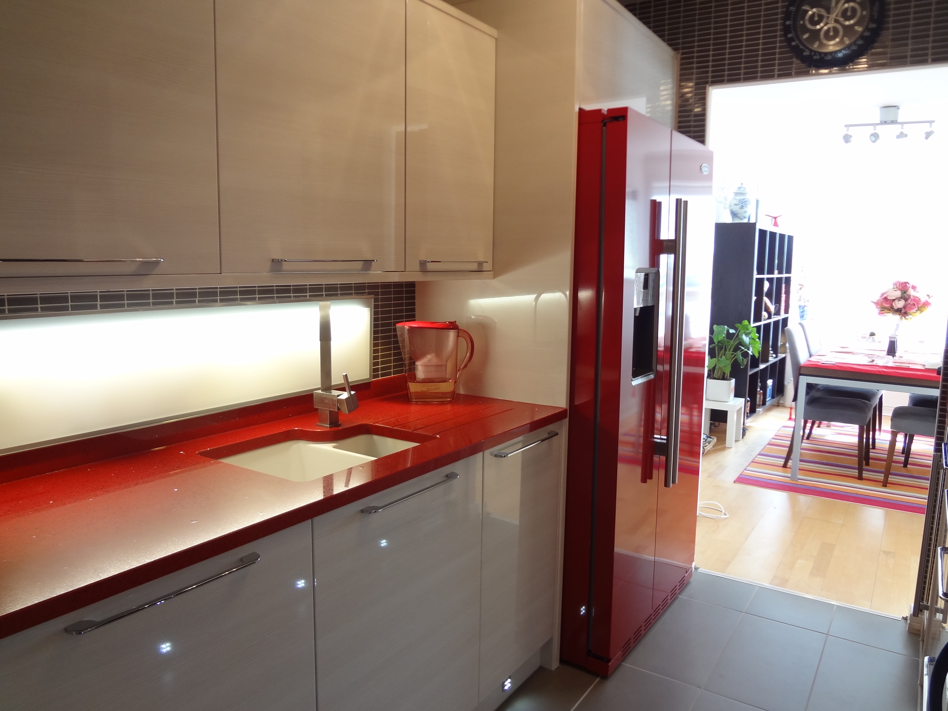 Red Kitchen 9