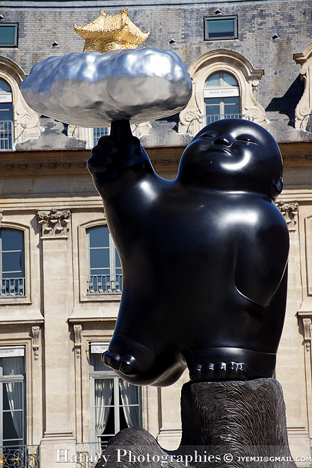 Exposition Li Chen, Place Vendome. Photographies à Paris par © Hatuey Photographies