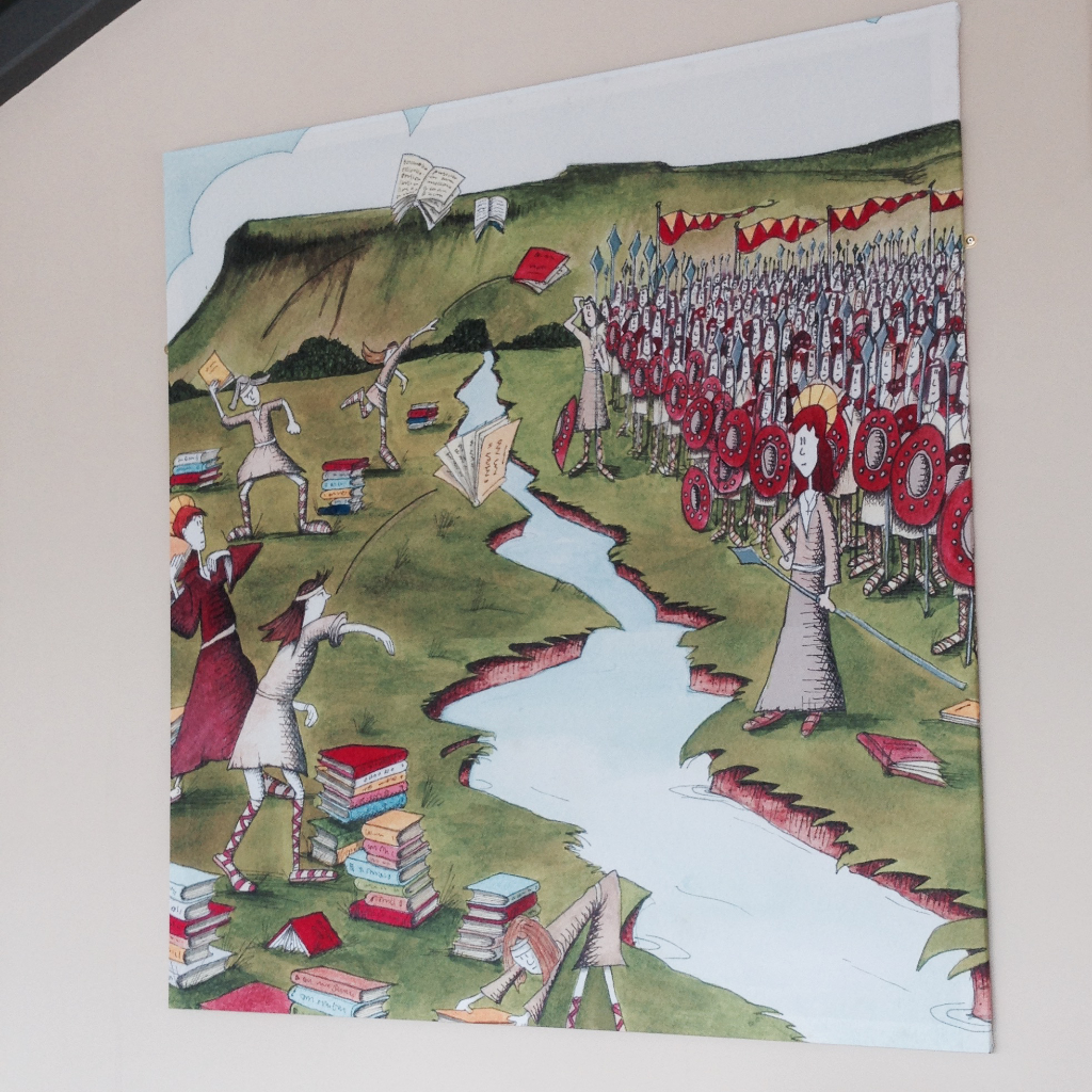 Beim Frühstück kann man über lokale Kunst schmunzeln.