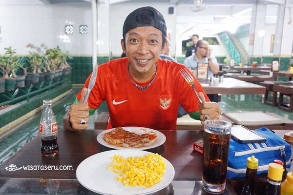 Anggun nugroho di abuba steak