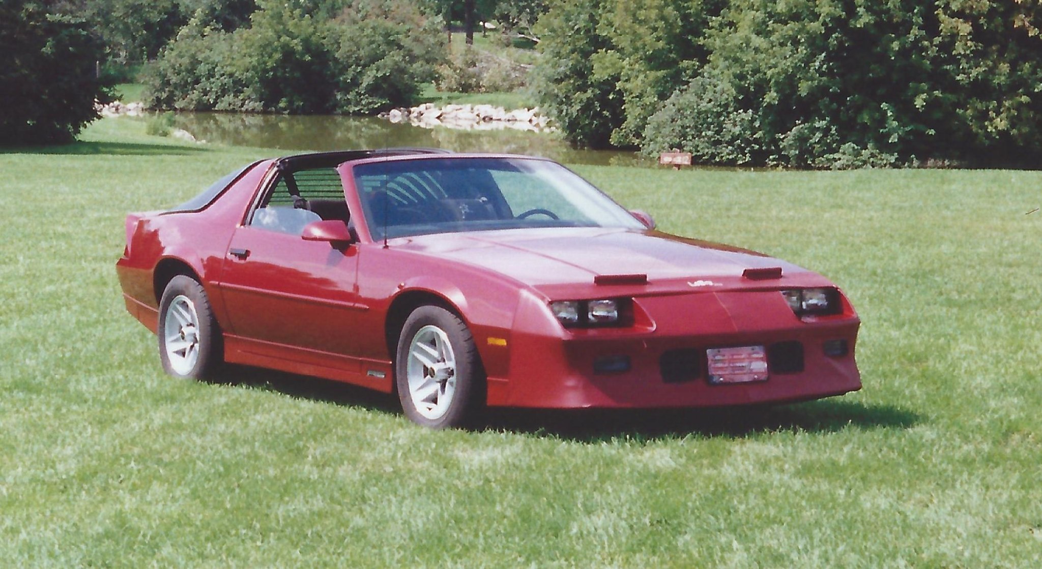 Third Generation (1982 - 1992) - Wisconsin Camaro