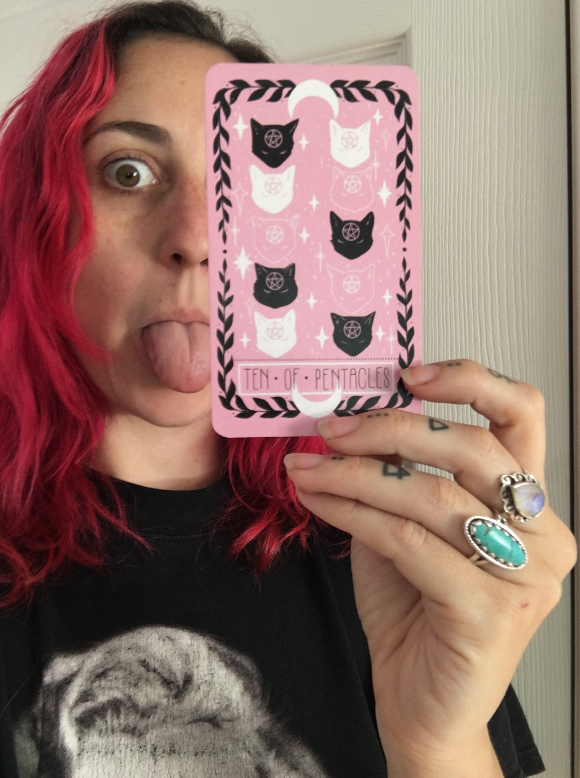 Jasmine with her 10 of Pentacles card