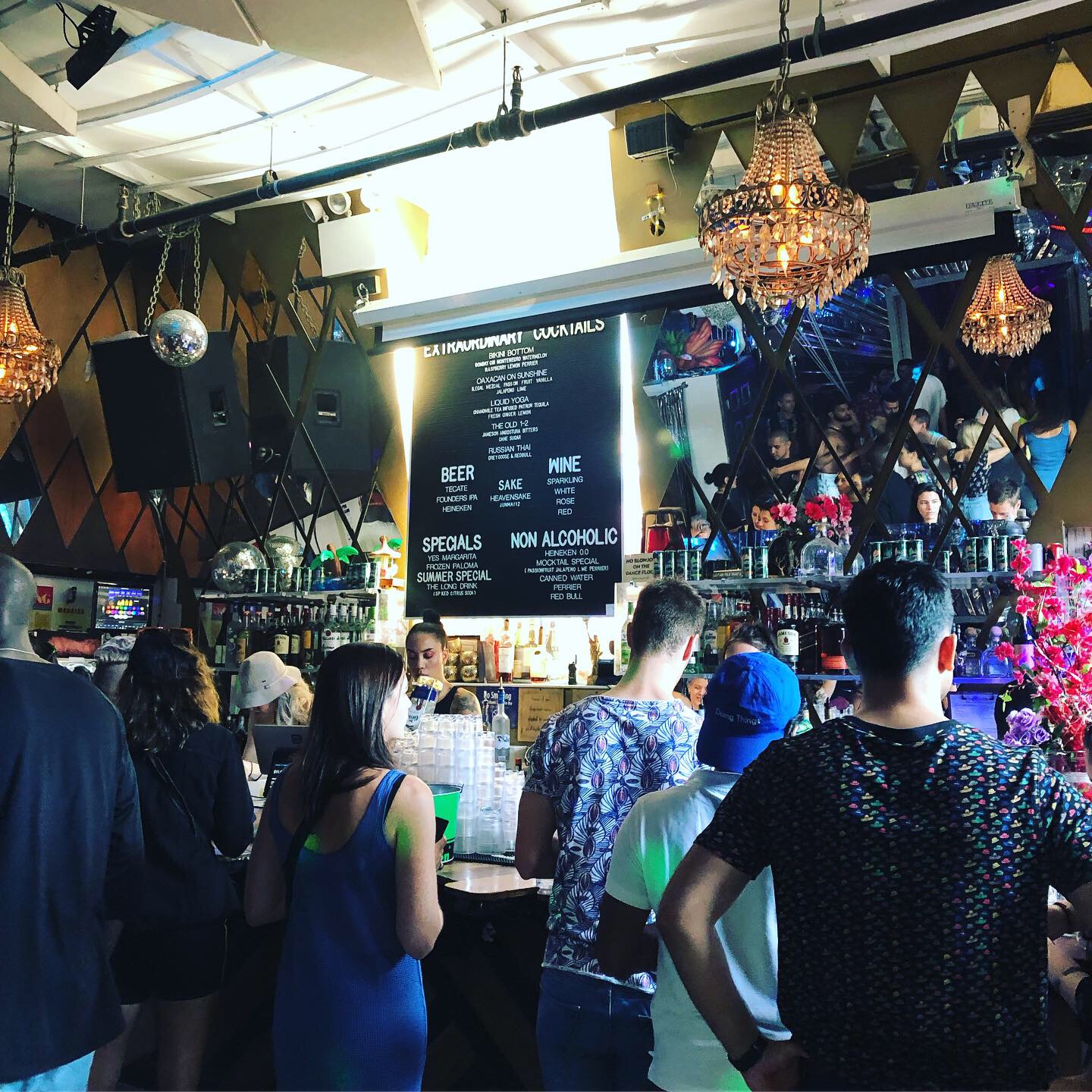 F5CFE2E2-54A0-4E65-AEE9-4A34D22D2DE5