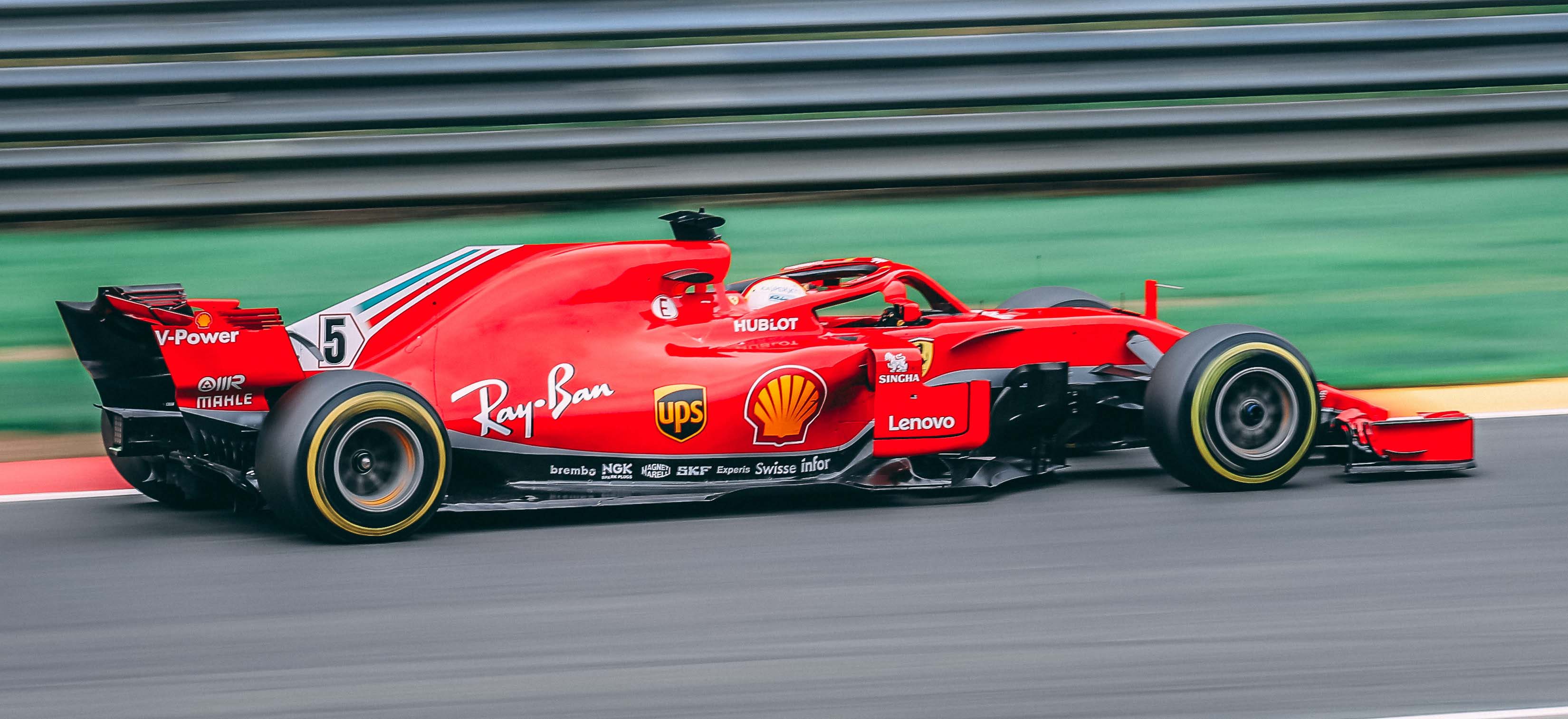 F1 Uk Season Ticket 2019 With Tips