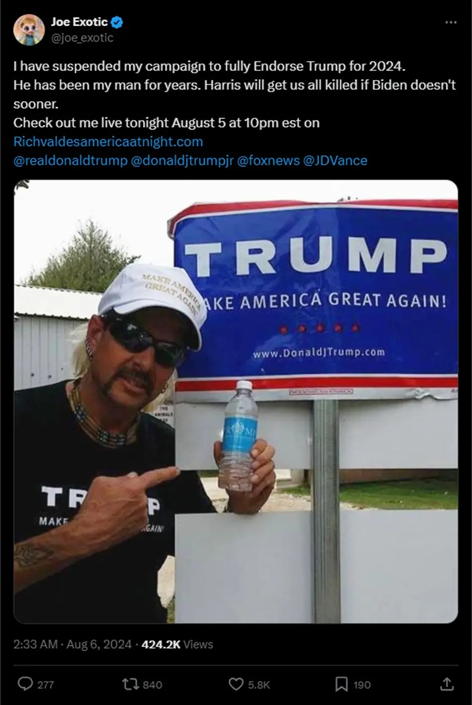 “Tiger King” Joe Exotic Suspends Presidential Campaign, Endorses Trump