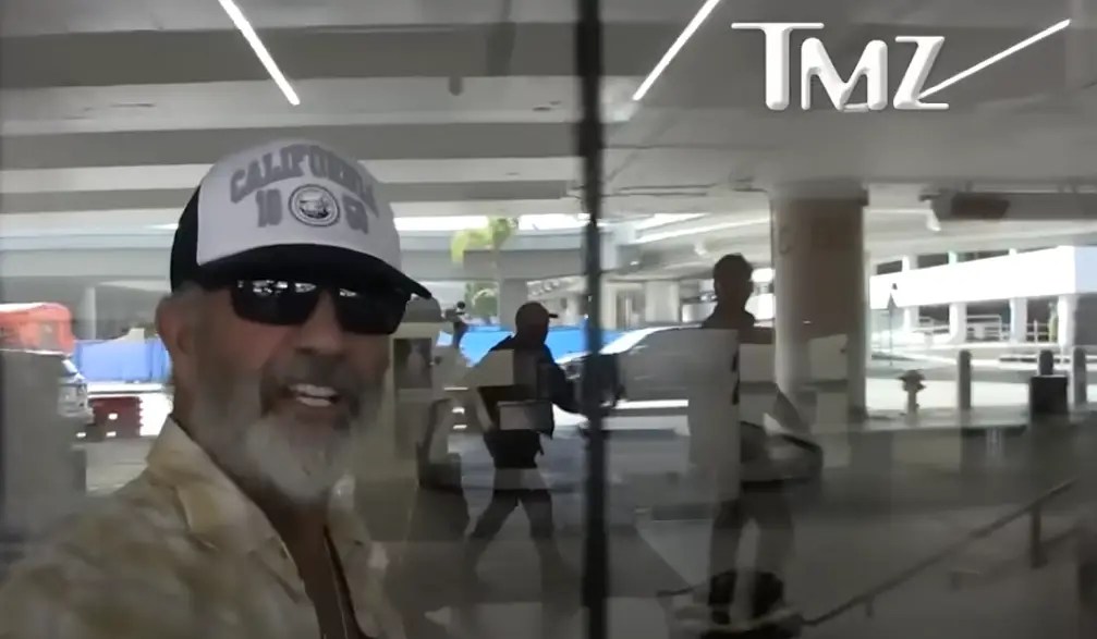 Mel Gibson: Kamala Harris Has The “IQ Of A Fence Post”