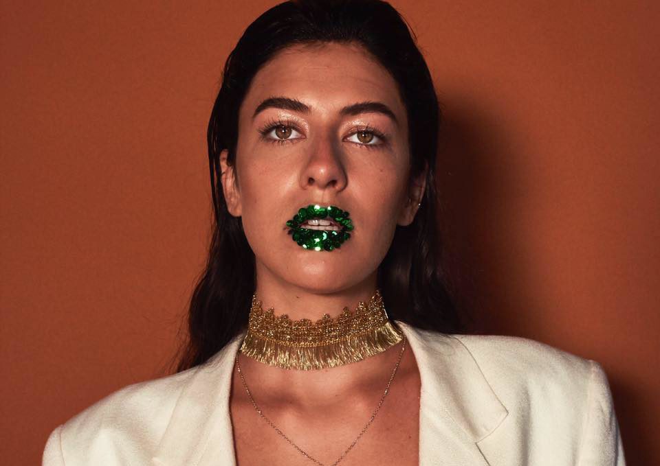 new music alert-time traveler-by-emeryld-indie music-new music-indie pop-music video-music blog-wolfinasuit-wolf in a suit