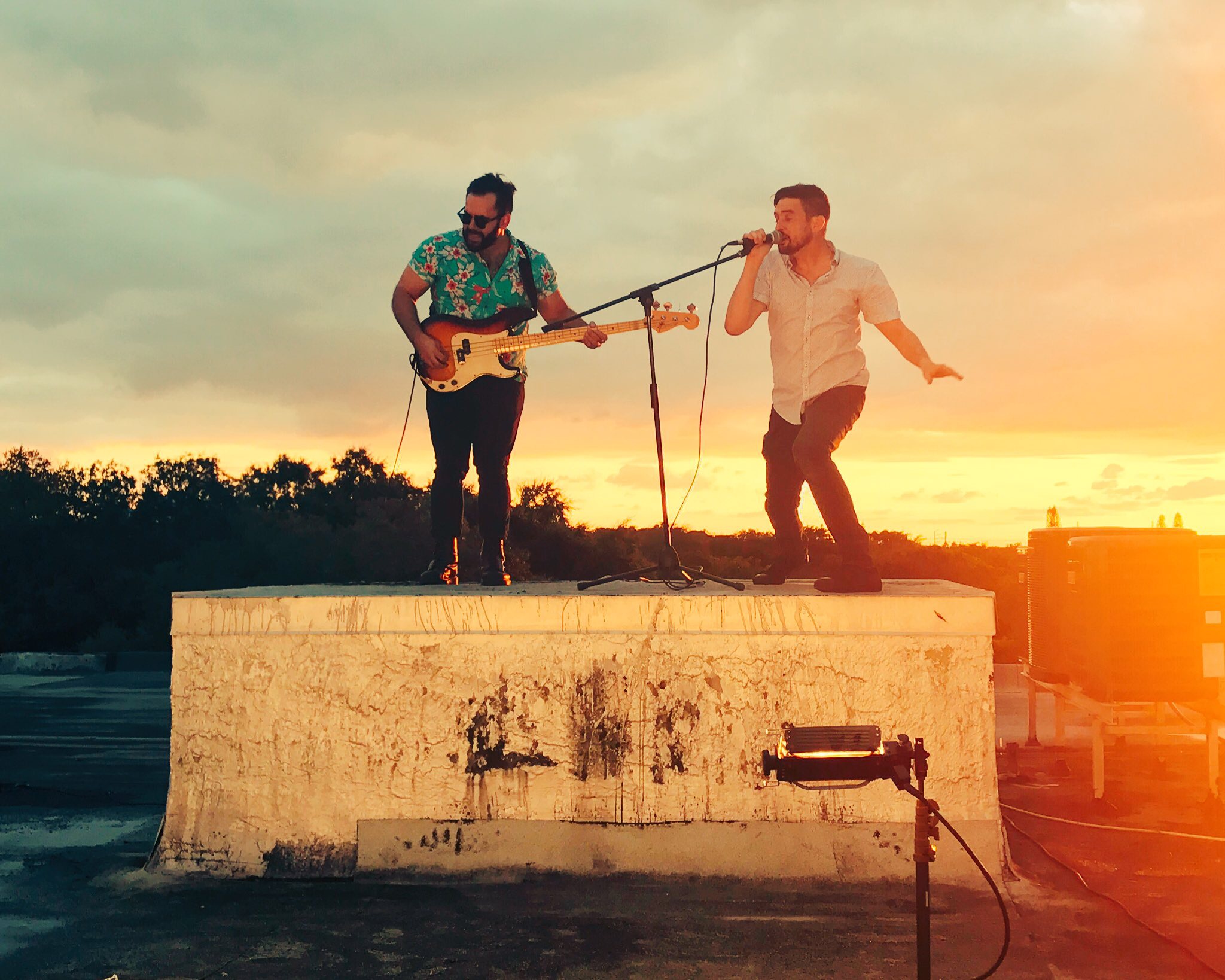 featured music vide-gospel-raker-indie rock-indie music-new music-new music alert-music video-music blog-indie blog-miami-wolfinasuit-wolf in a suit