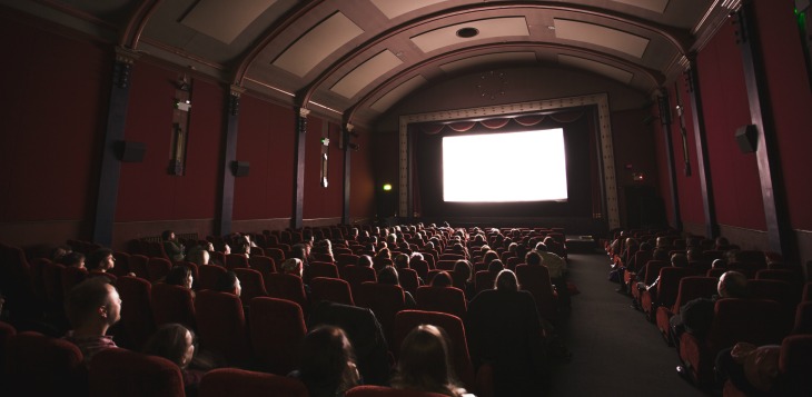 6 Movie date tips to keep him watching for you!