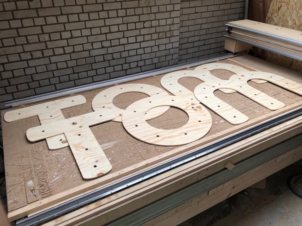 houten letters op maat laten maken in utrecht bij woodies supply