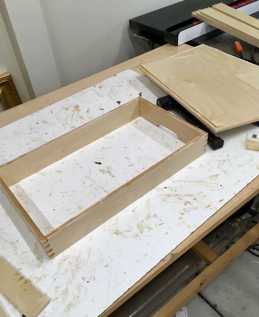 Fingers and bottom glued