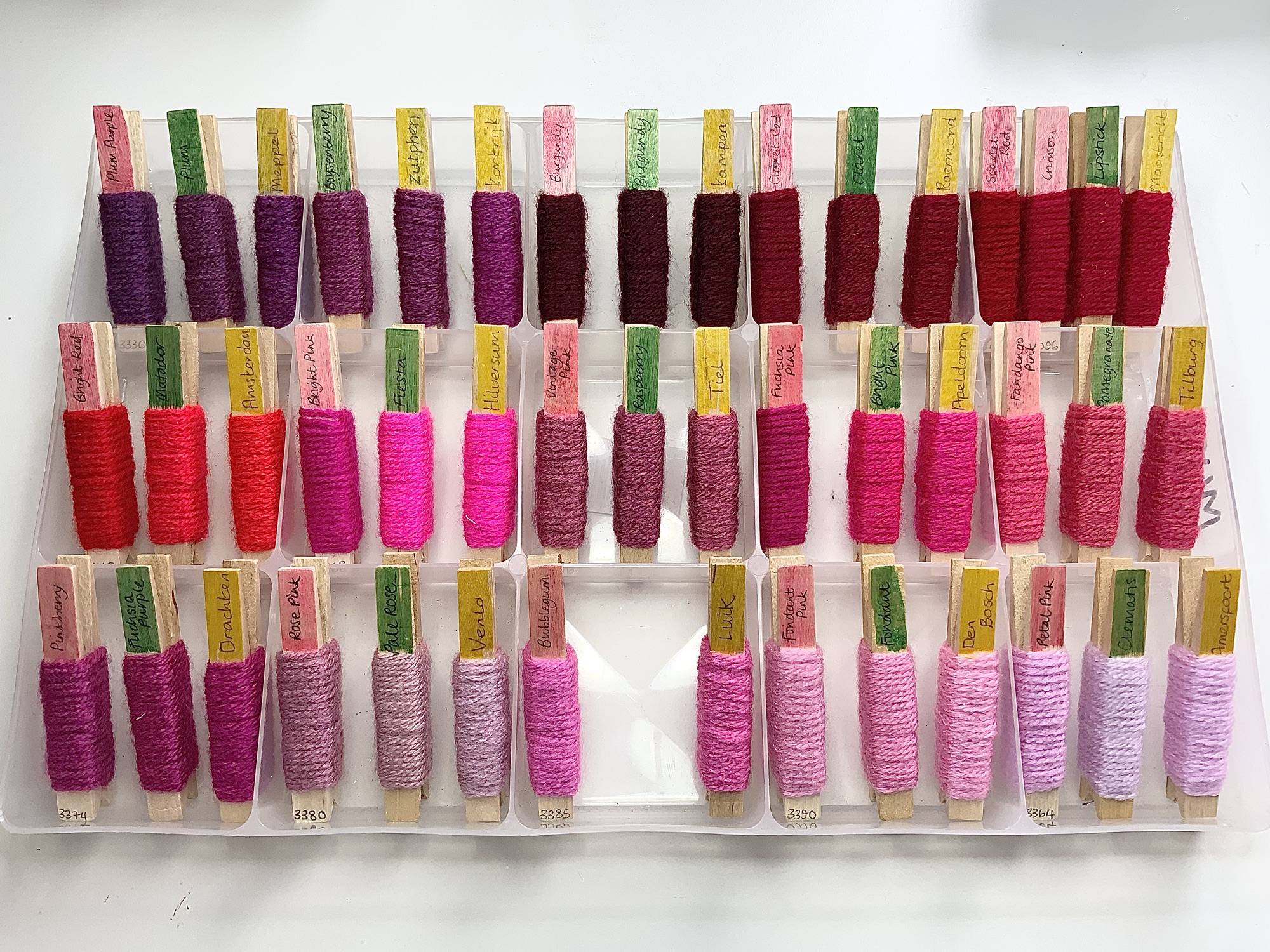 Comparing Yarn Colours - Wool Thread Paint