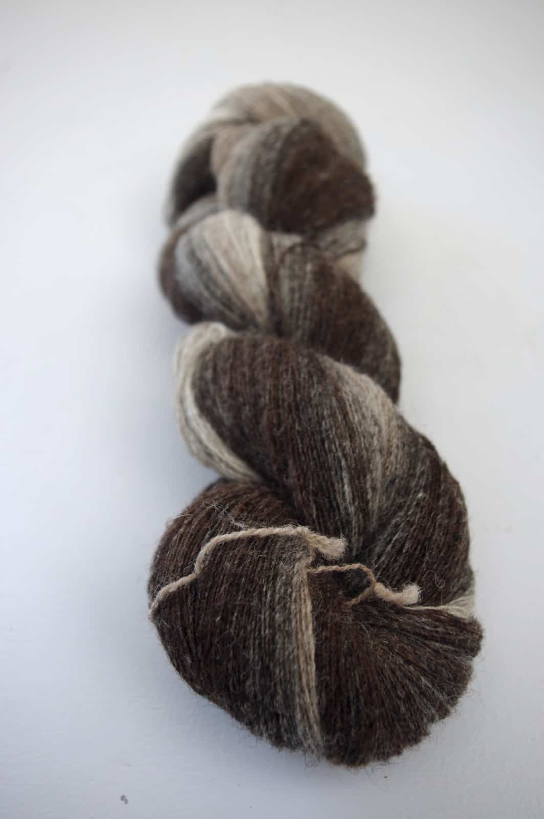 Eavel - Single ply laceweight gradient