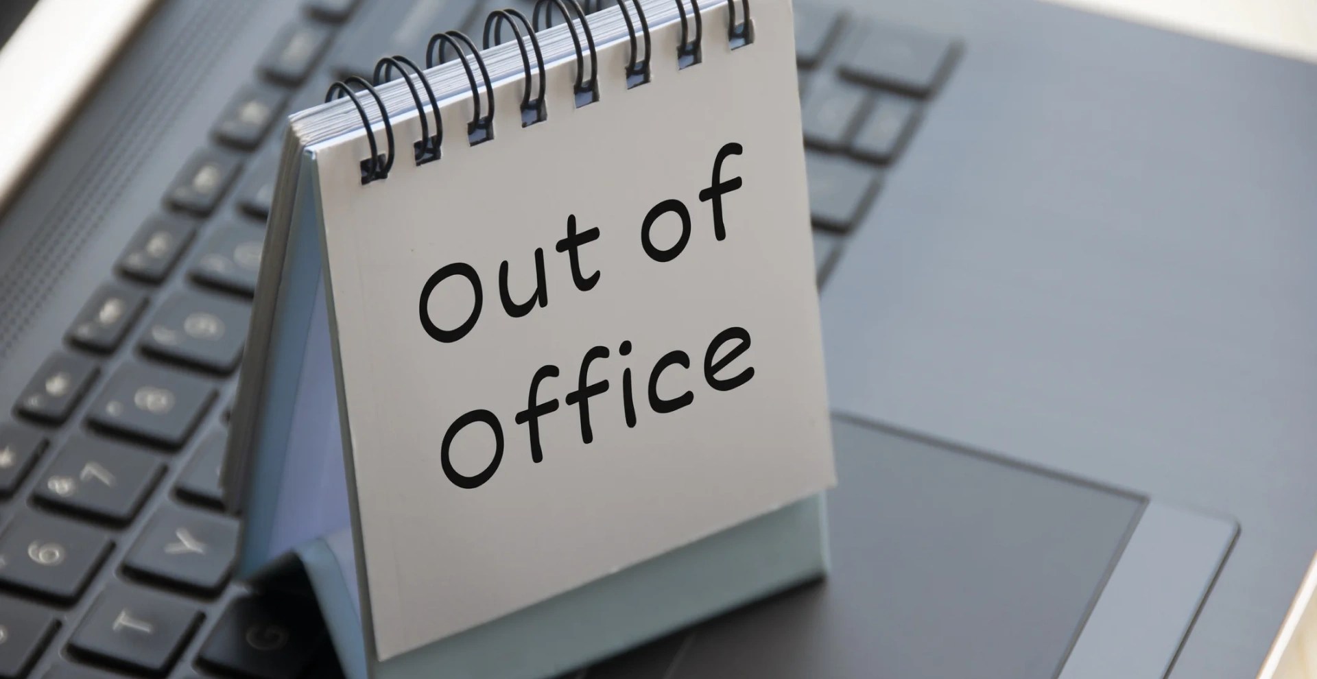 Summer Out-Of-Office Email Templates That Actually Set Boundaries with a Charm & a Smile Image