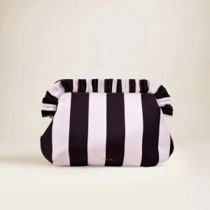 Nero Pochette – 10”H x 14”W Inches