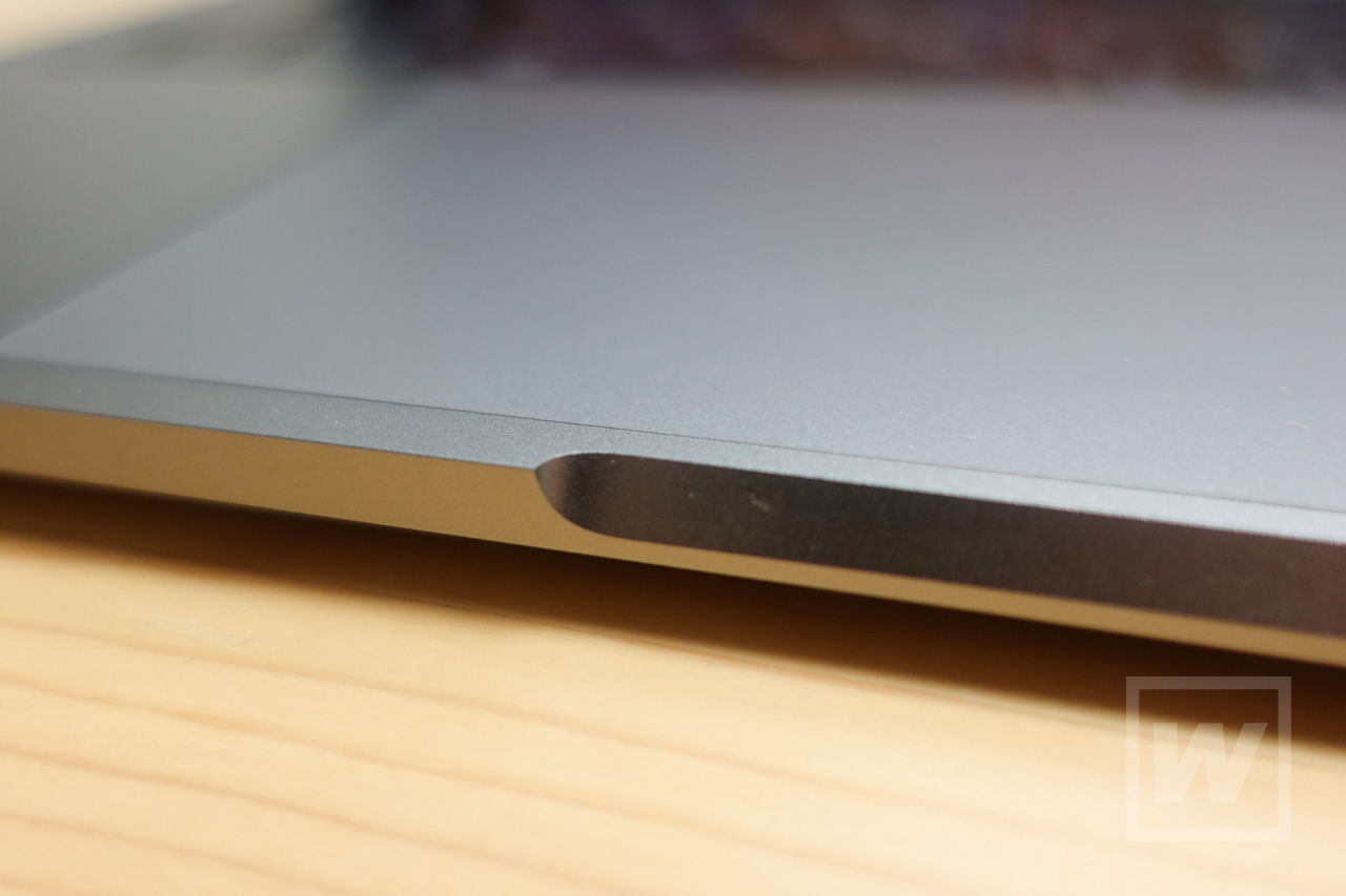 使いやすさかなりアップ！MacBook Pro 13インチ 2017 (Four