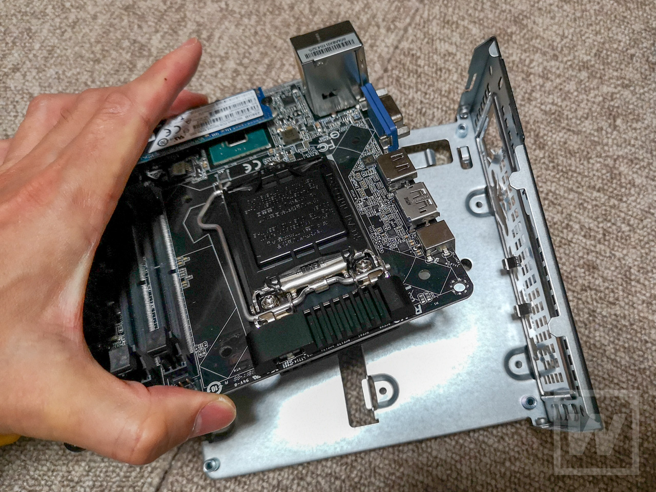 ハイエンド省電力 コンパクトＰＣ DeskMini 310 8ｺｱ16ｽﾚｯﾄﾞ ASRock > DeskMini 310 Series