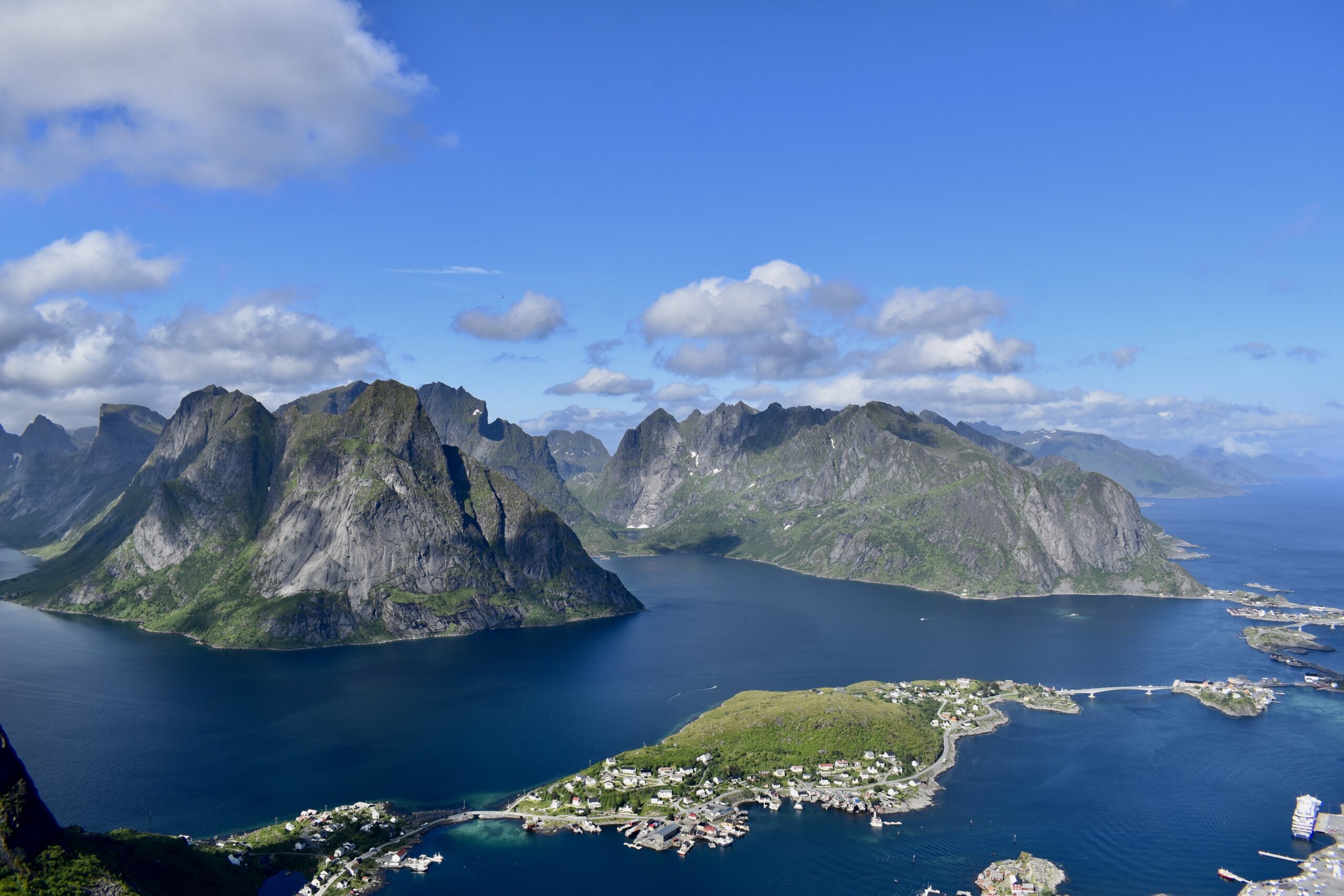 Top of Reinebringen