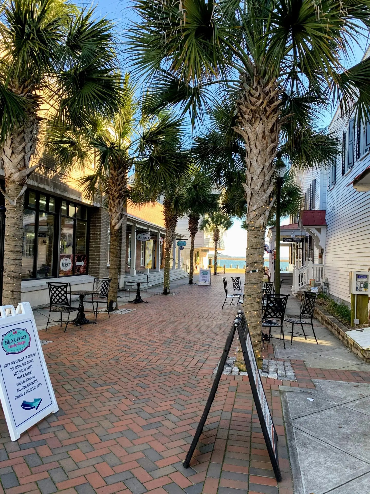 Shopping downtown Beaufort South Carolina