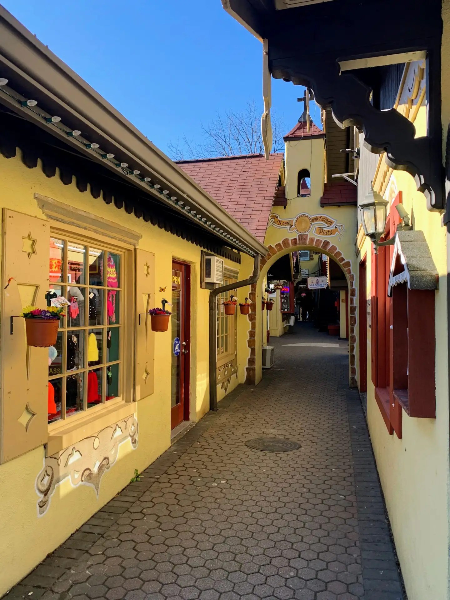 Shopping in Helen Georgia