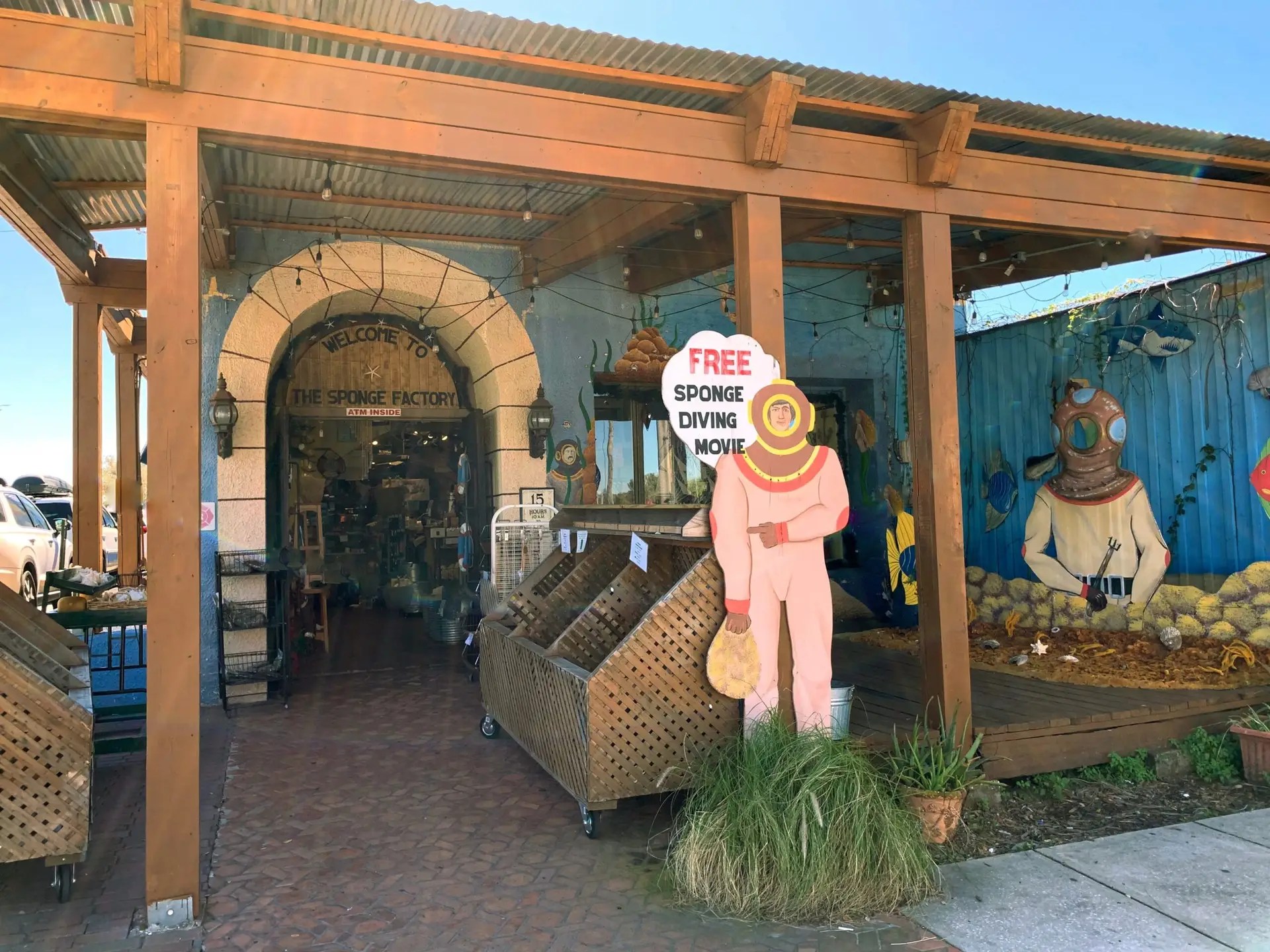 Shopping at the Sponge Docks Tarpon Springs Florida