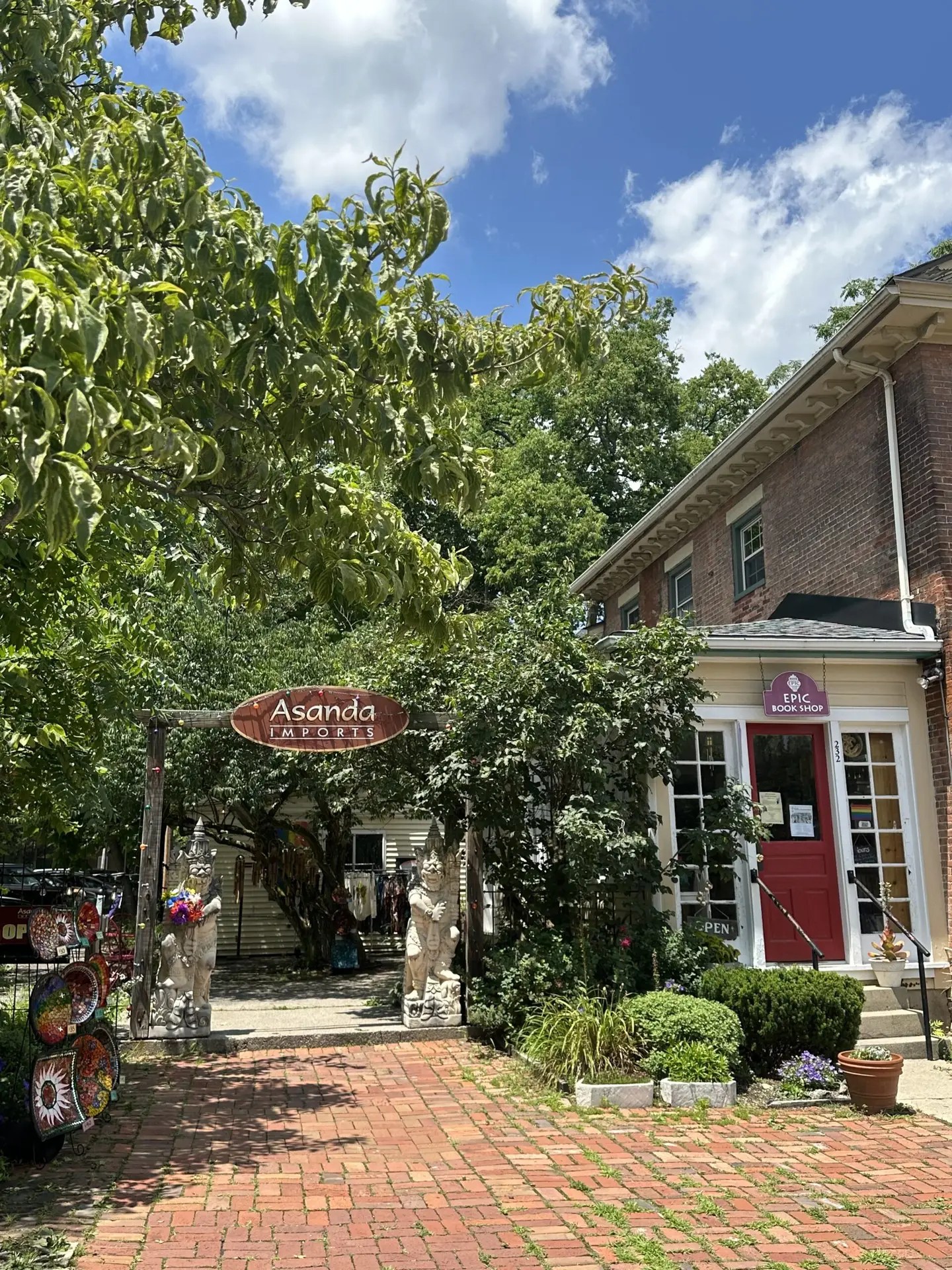 Shopping in Yellow Springs Ohio