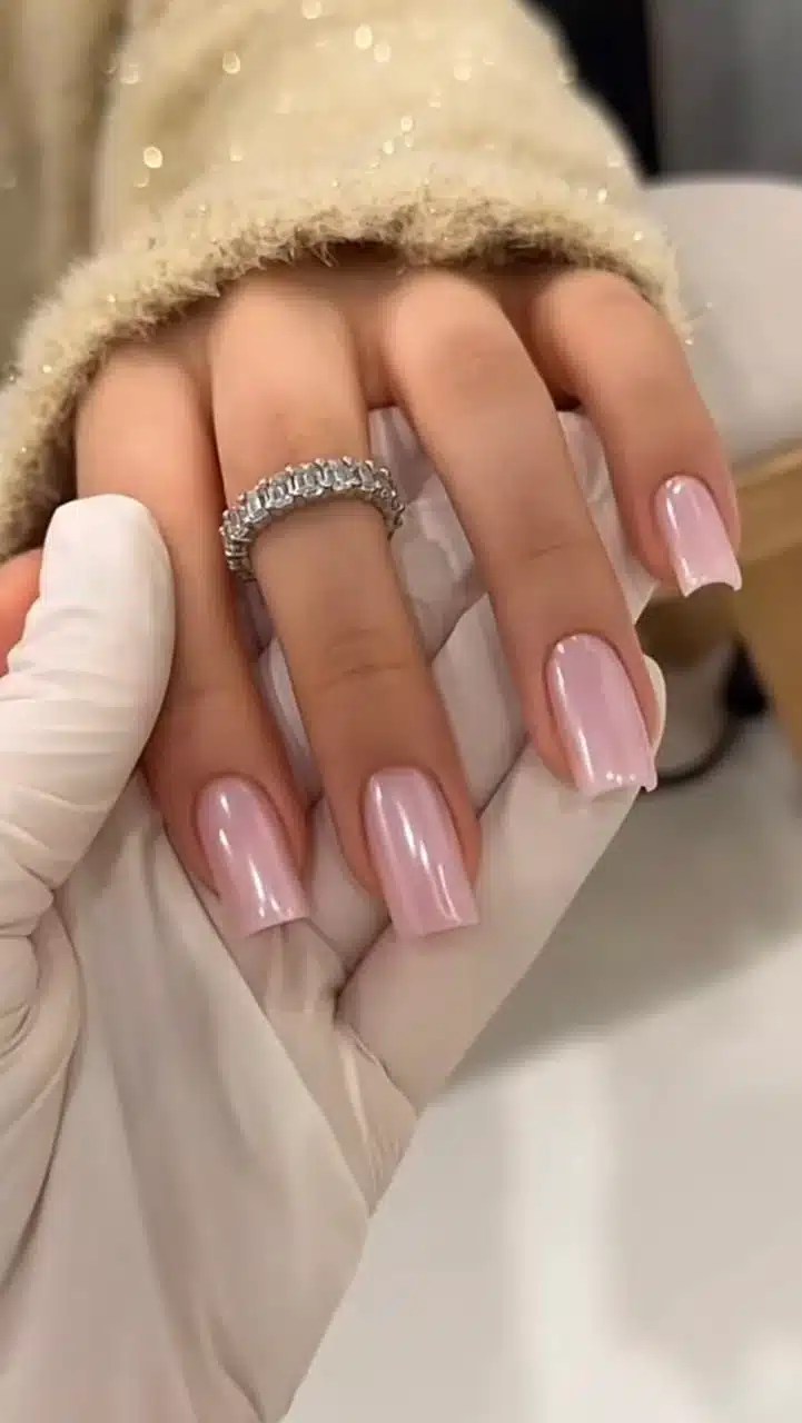 Pink chrome square nails with reflective finish